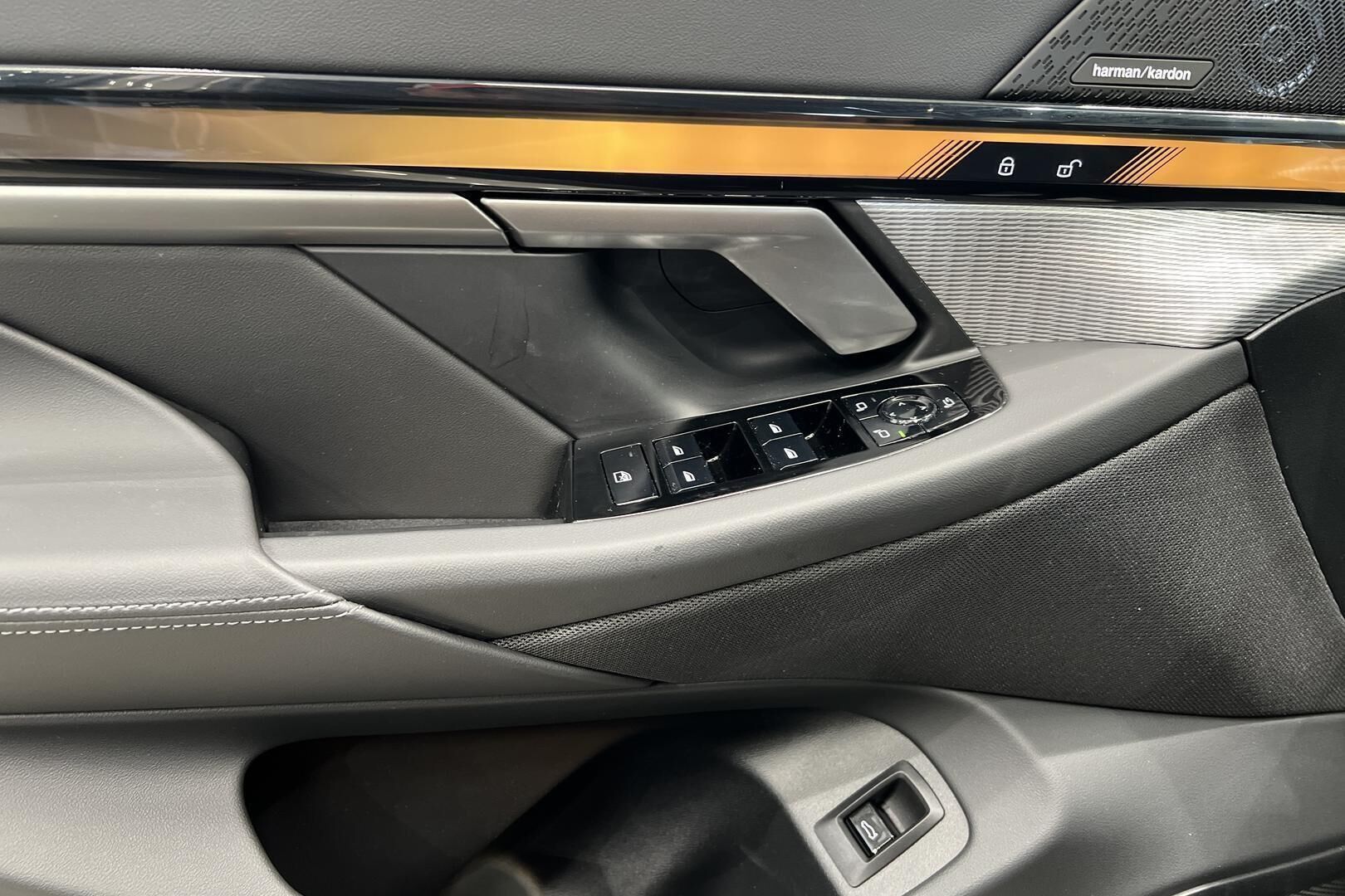BMW I5 iso kuva 30