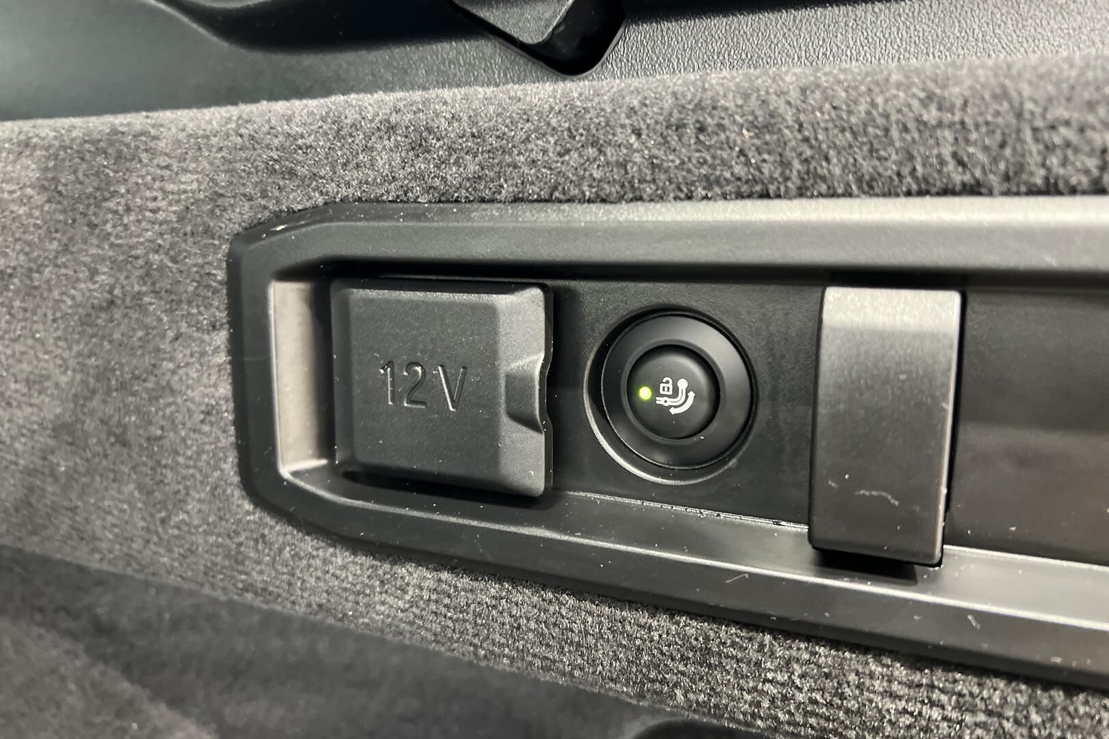 BMW I5 iso kuva 38