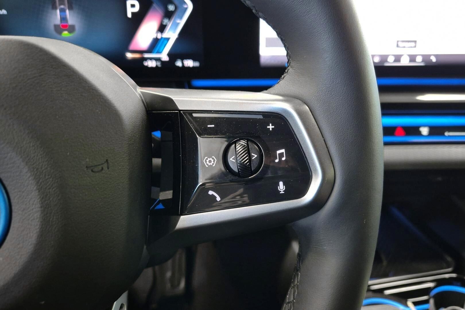 BMW I5 iso kuva 16