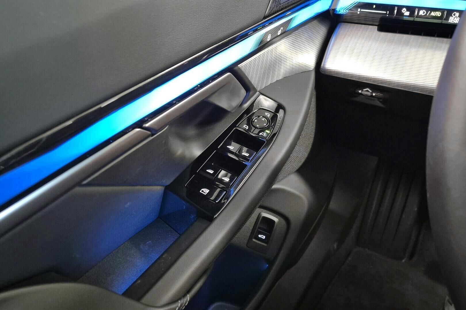 BMW I5 iso kuva 18