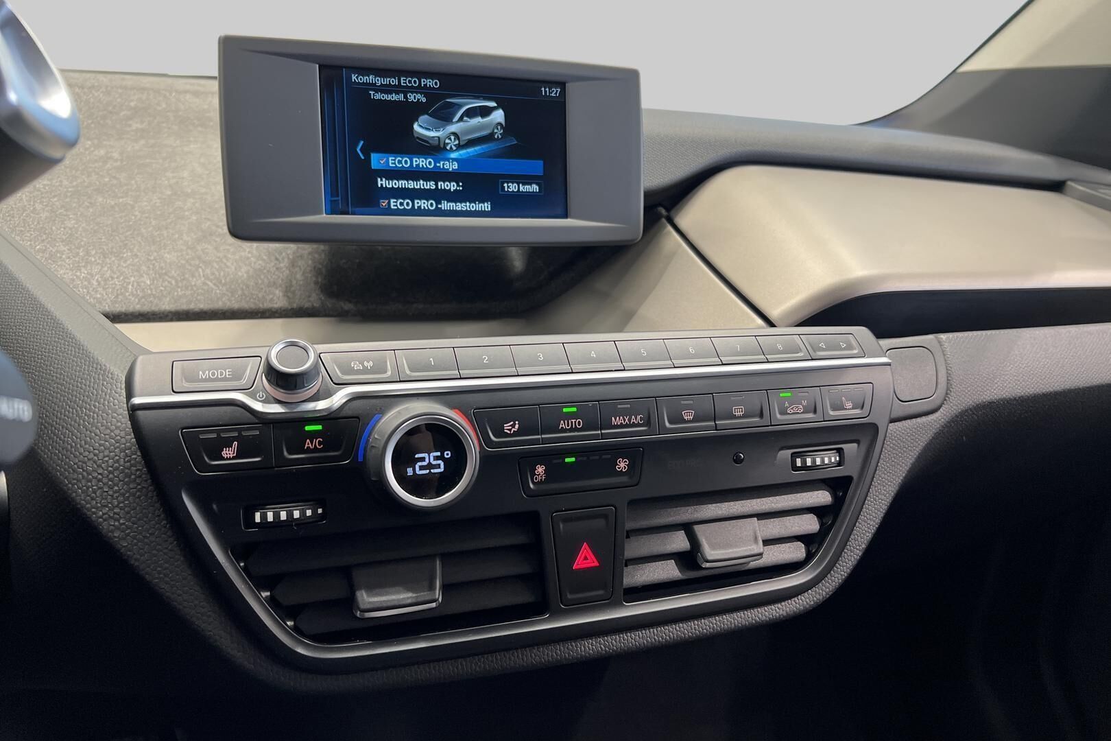 BMW I3S iso kuva 18