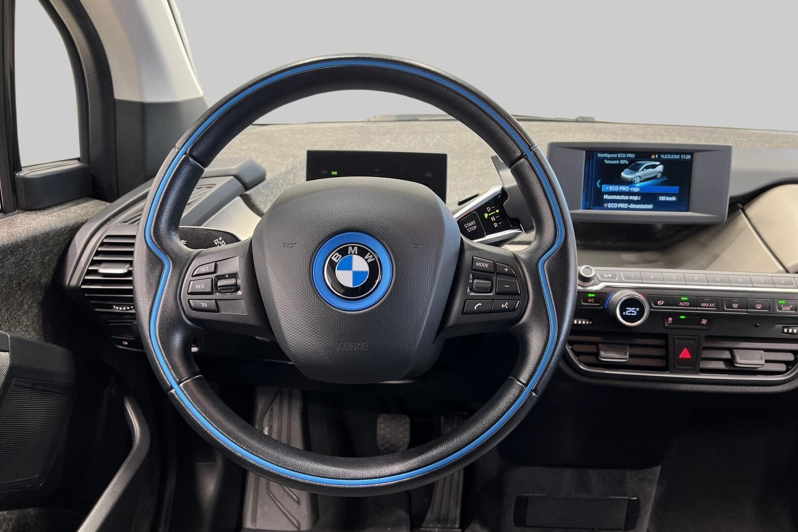 BMW I3S iso kuva 29