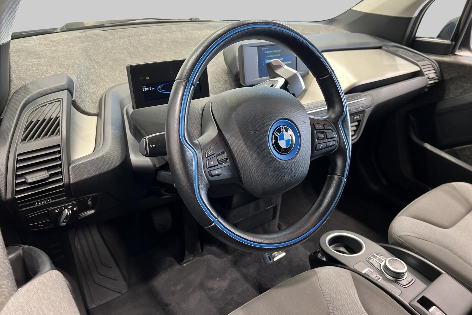 BMW I3S iso kuva 30