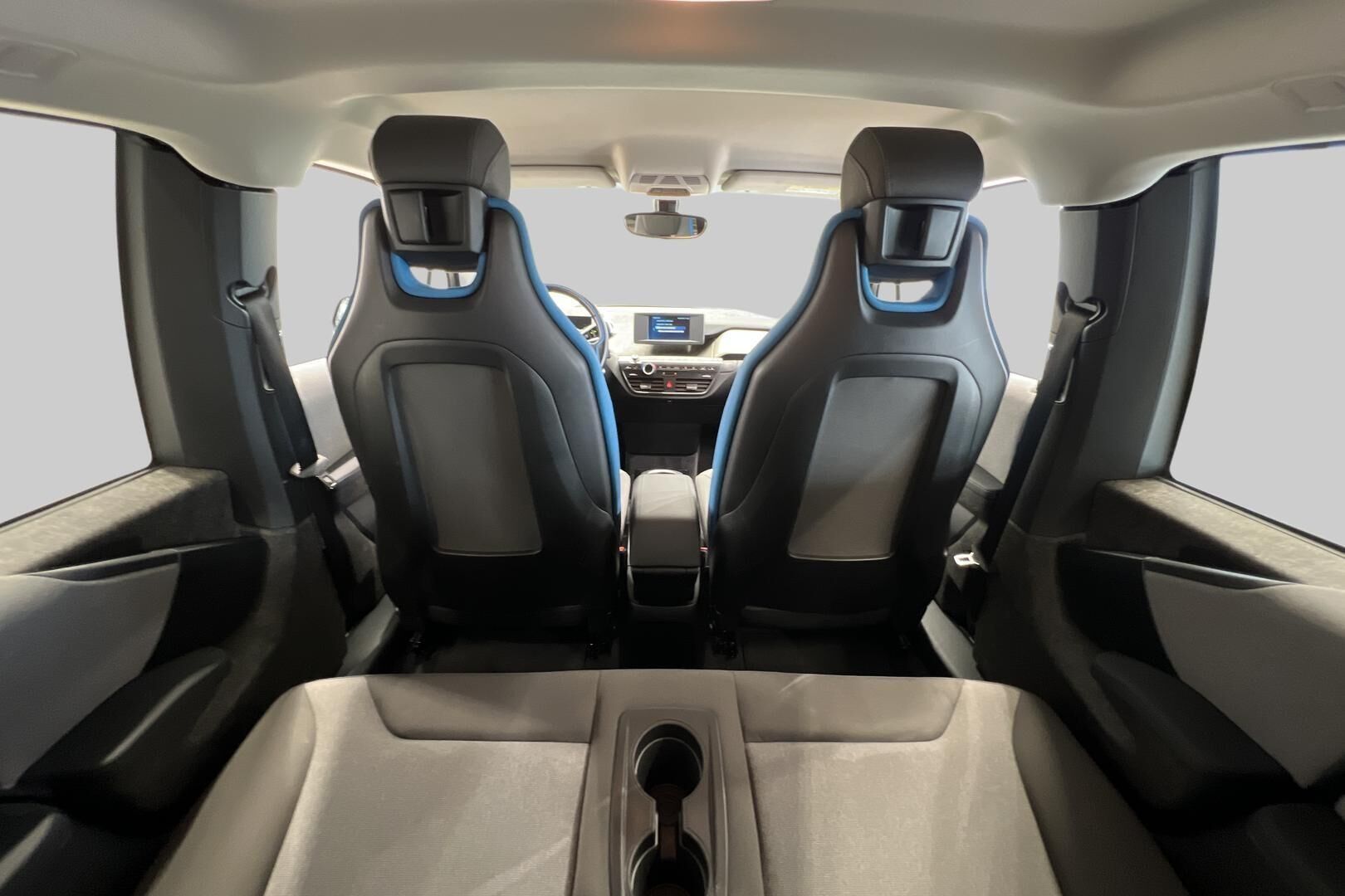 BMW I3S iso kuva 32