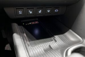 TOYOTA C-HR esikatselu 21