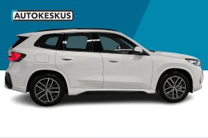 BMW iX1 esikatselu 3