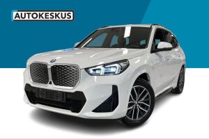 BMW iX1 esikatselu 0