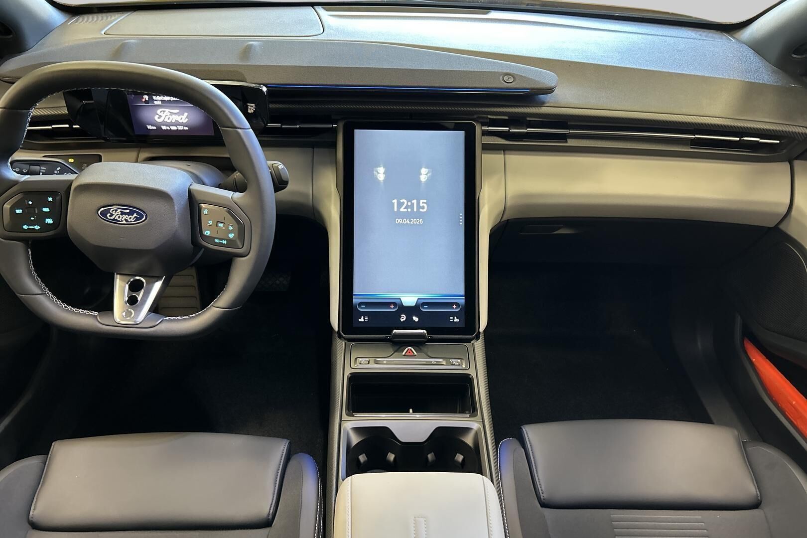 Ford Capri iso kuva 8