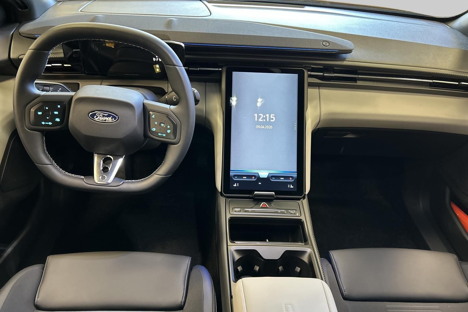 Ford Capri iso kuva 25