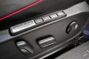 VOLKSWAGEN ID.4 esikatselu 6