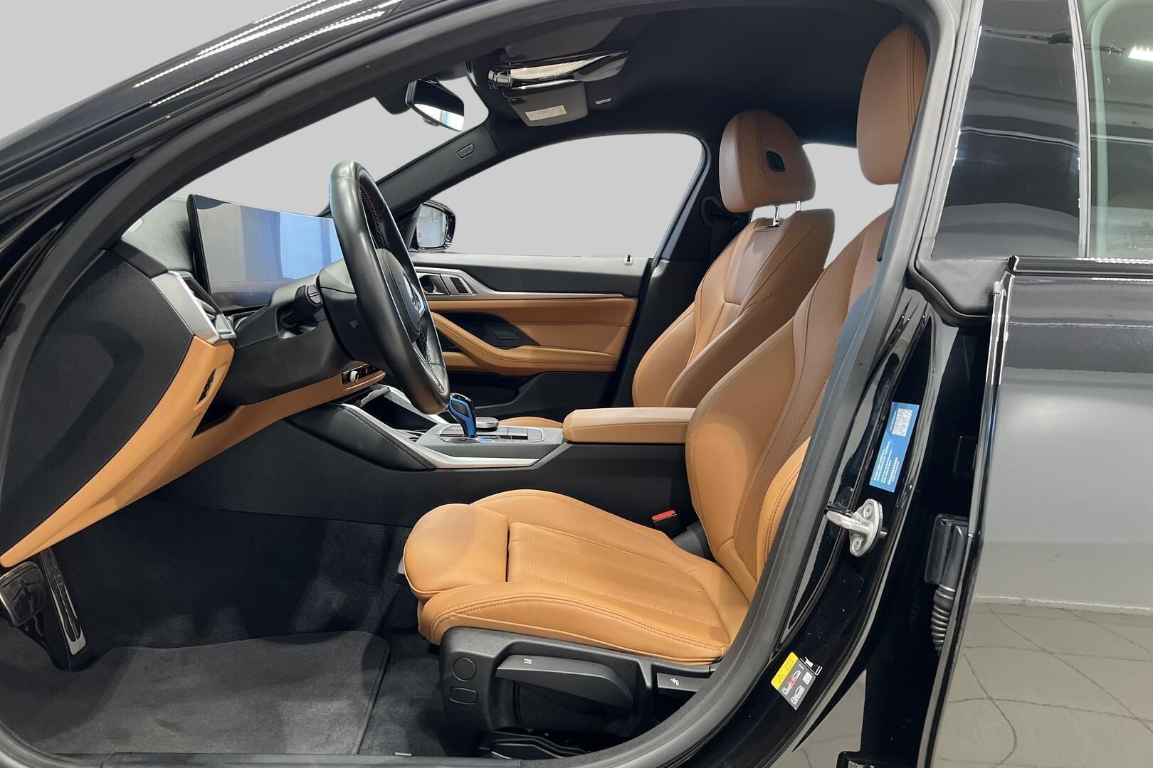 BMW I4 M50 iso kuva 9