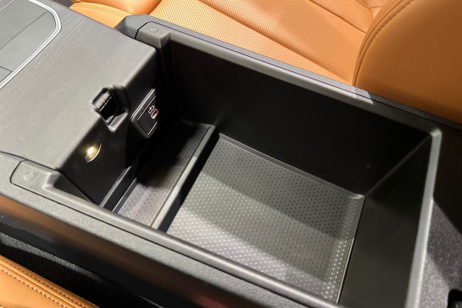 BMW I4 M50 iso kuva 27