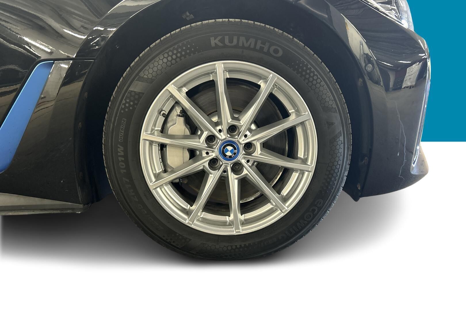 BMW I4 iso kuva 31