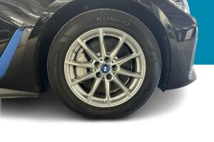 BMW I4 esikatselu 31