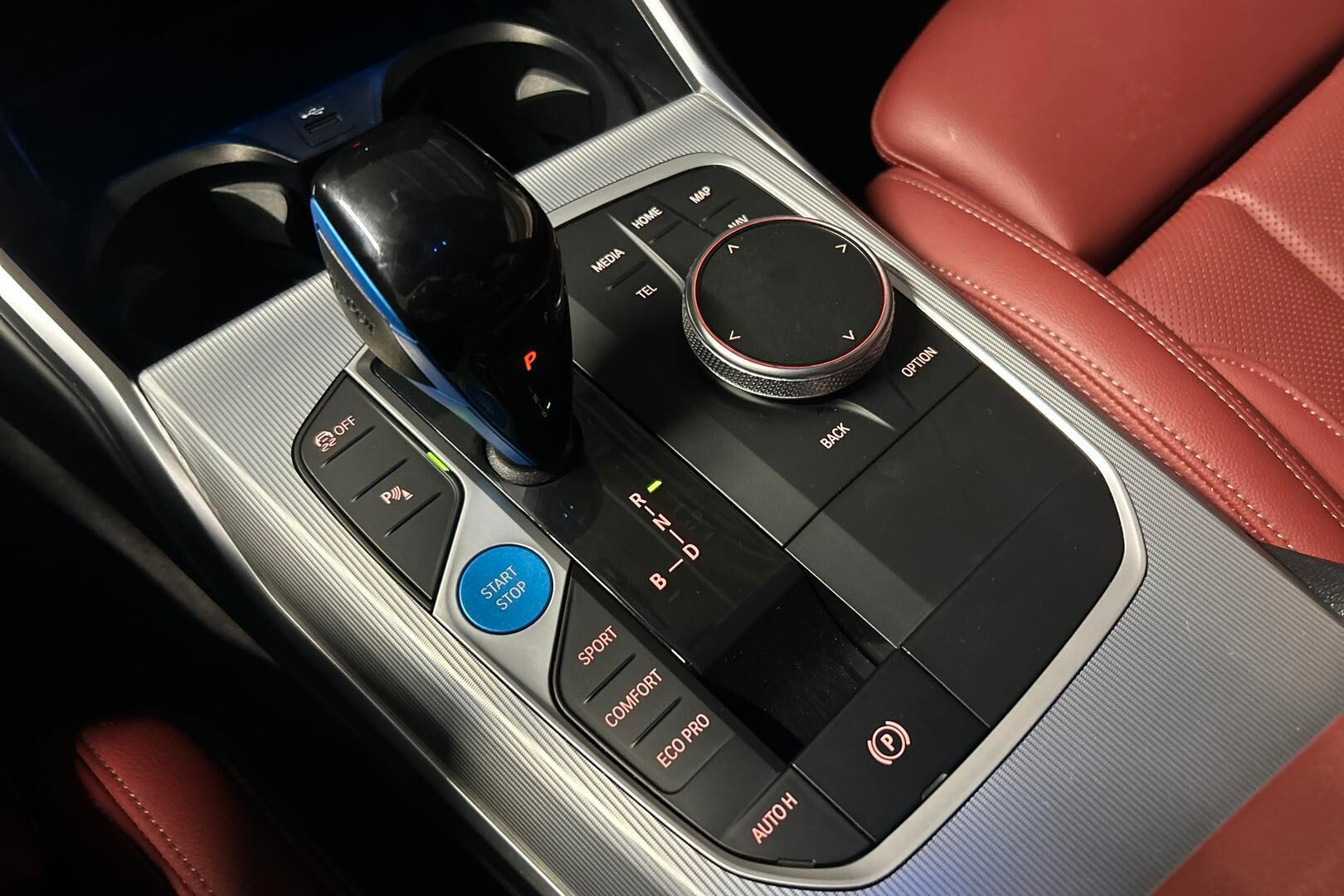 BMW I4 iso kuva 20