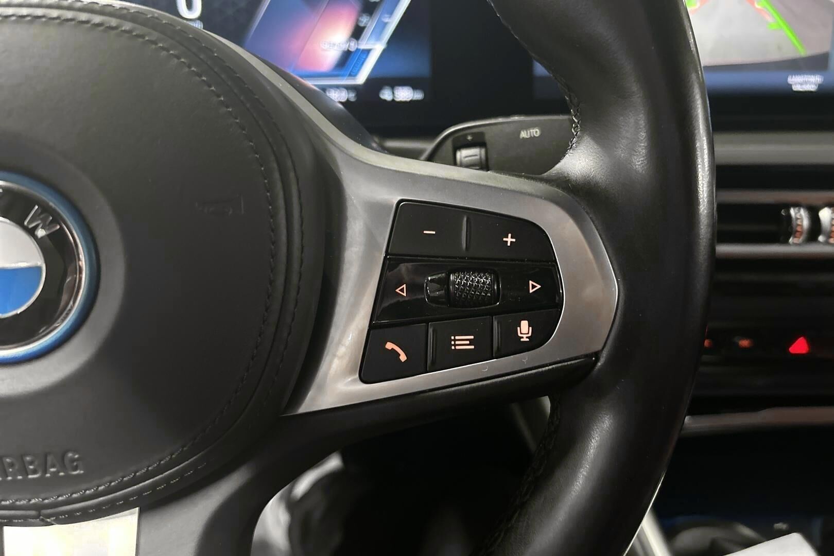 BMW I4 iso kuva 35