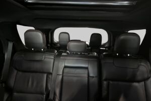FORD EXPLORER esikatselu 26