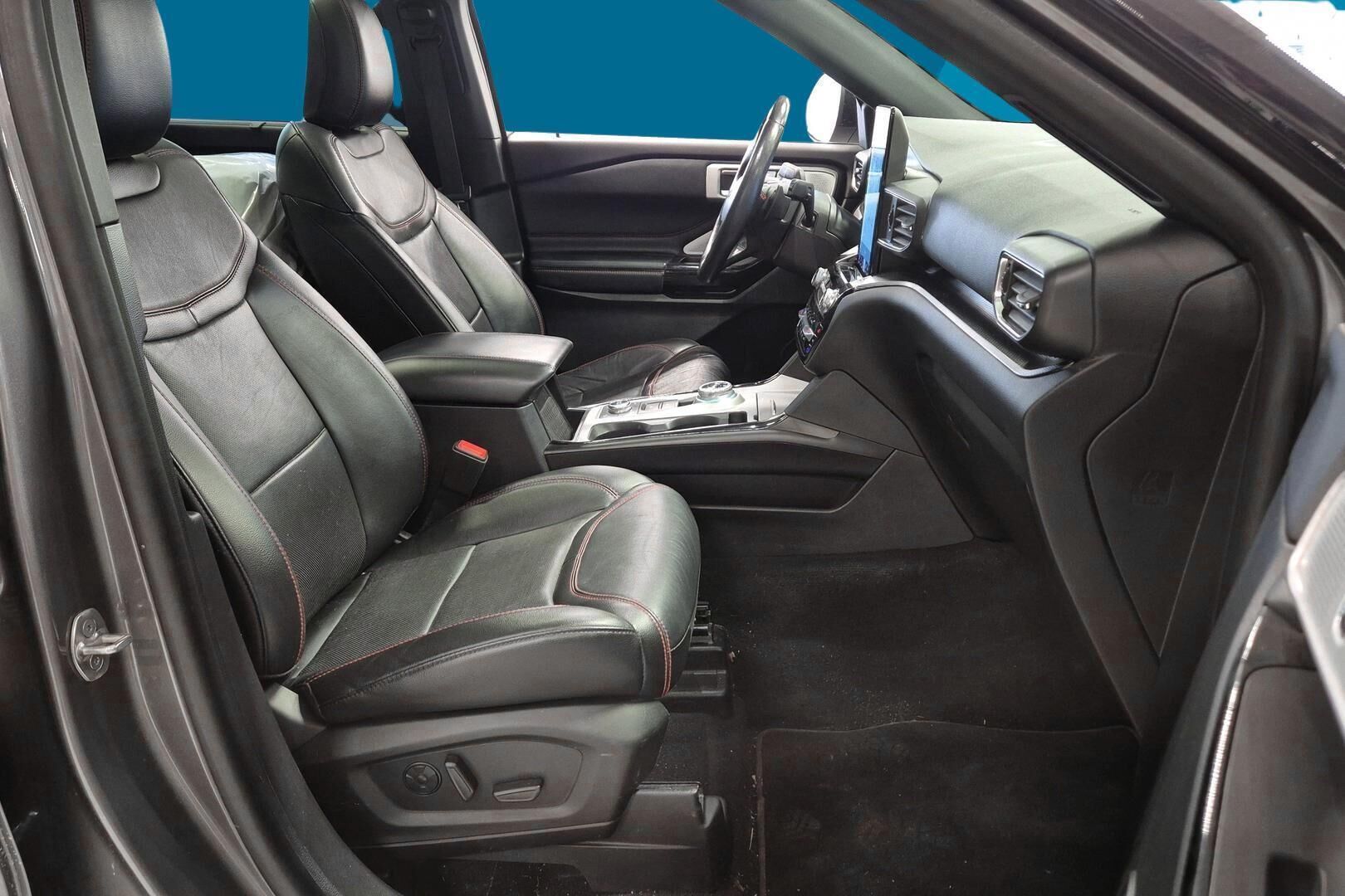FORD EXPLORER iso kuva 3