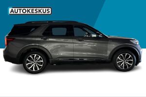 FORD EXPLORER esikatselu 2