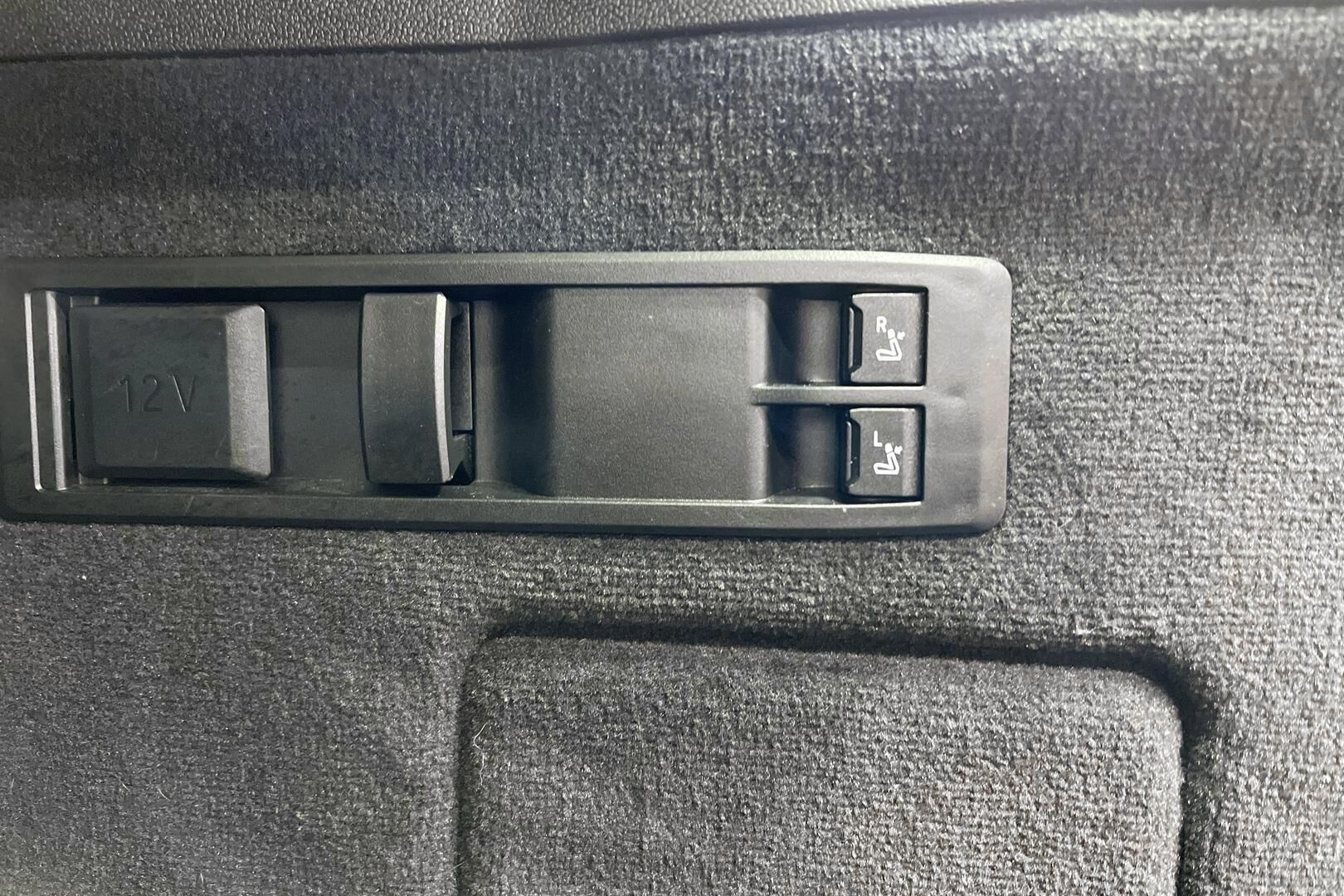 BMW IX iso kuva 41