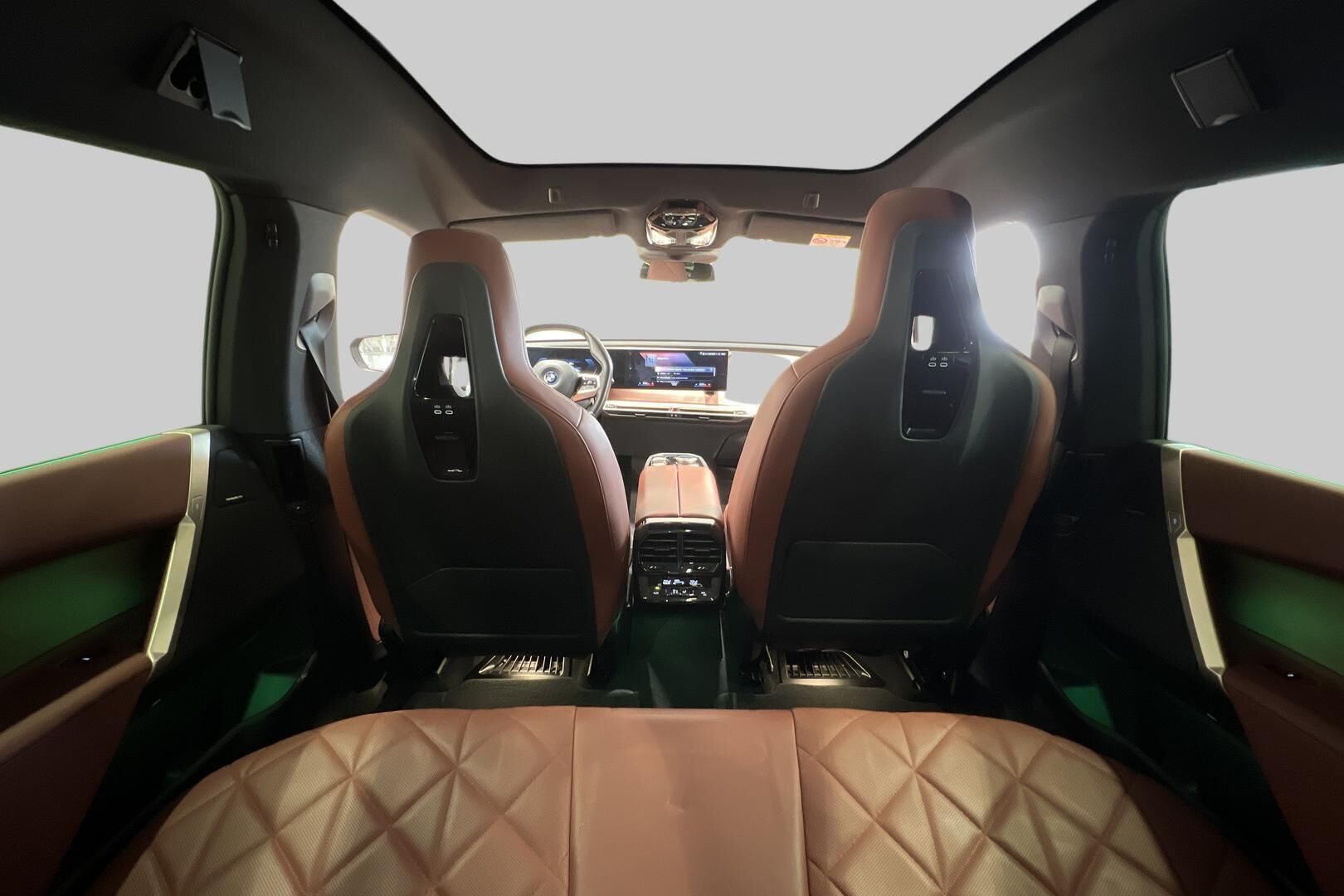 BMW IX iso kuva 42