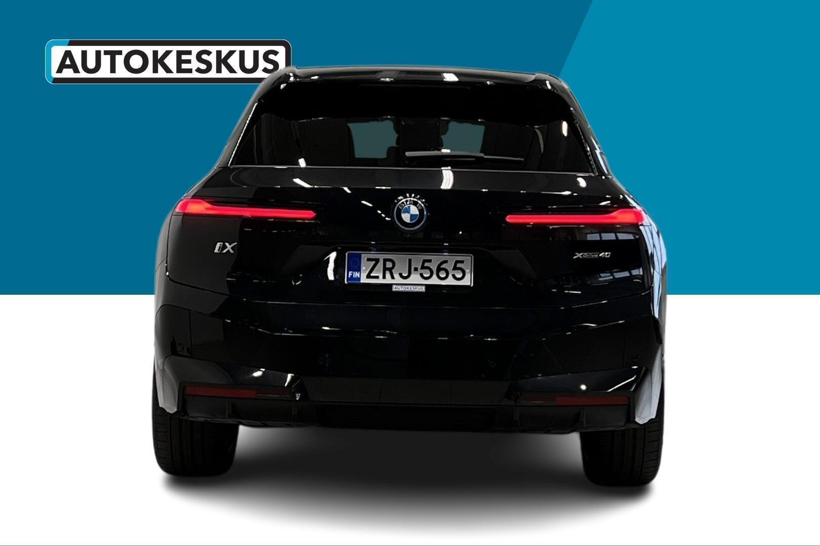 BMW IX iso kuva 6