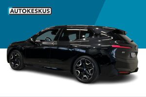 BMW IX esikatselu 7