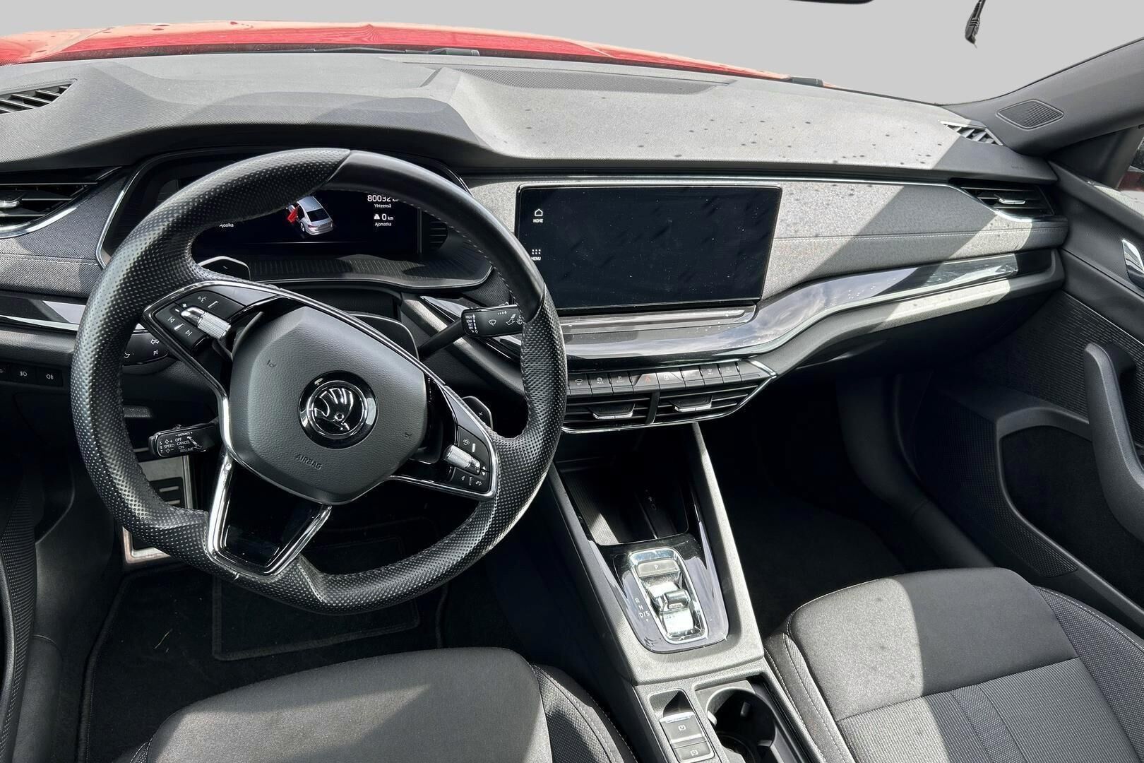 SKODA OCTAVIA iso kuva 1