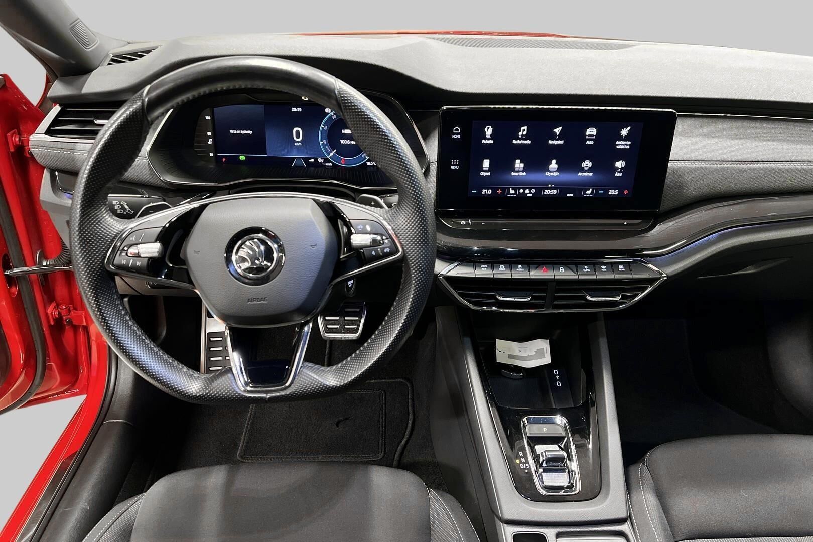 SKODA OCTAVIA iso kuva 10