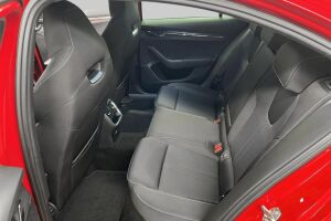SKODA OCTAVIA esikatselu 9