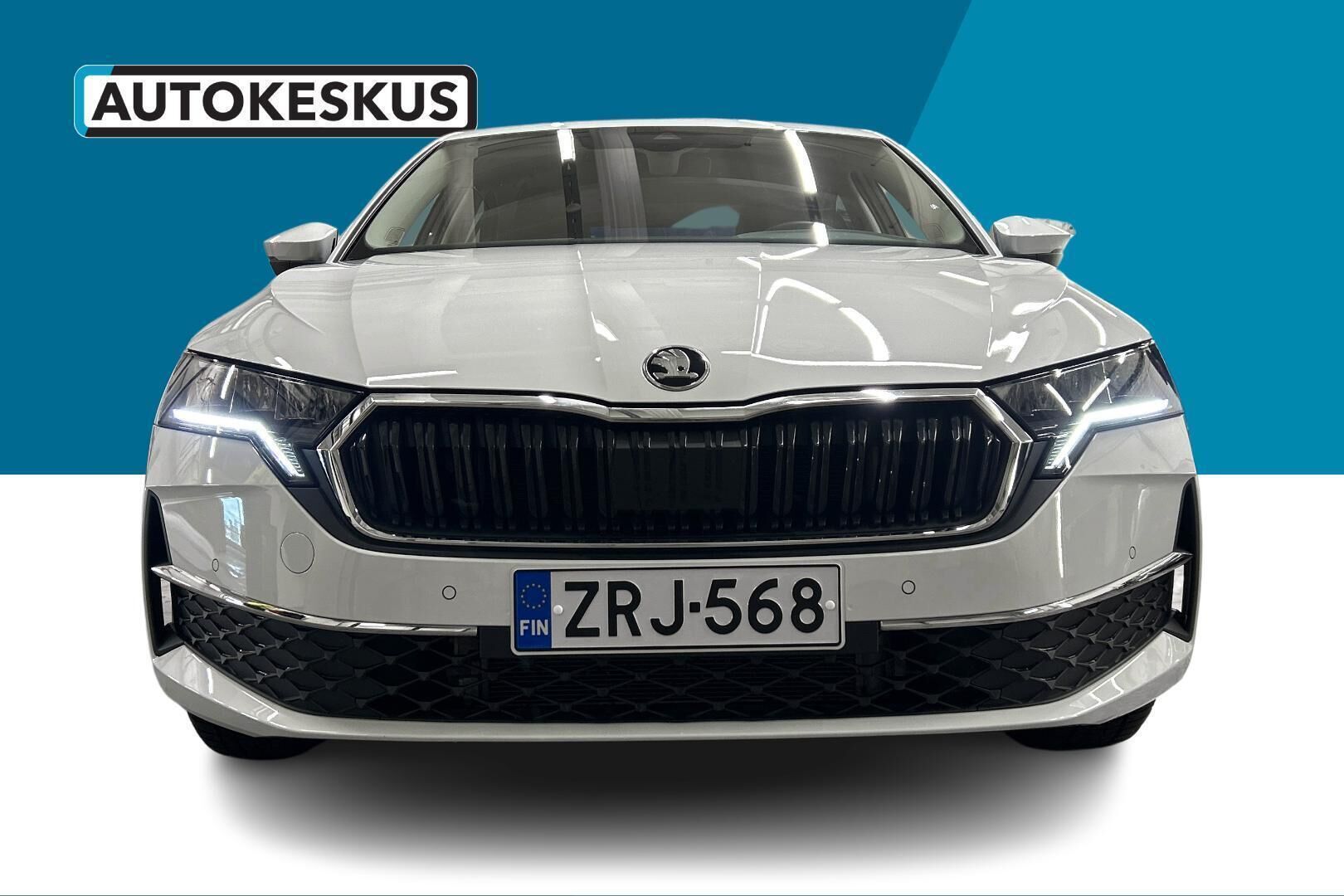 SKODA OCTAVIA iso kuva 2