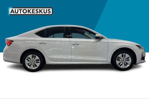 SKODA OCTAVIA esikatselu 4