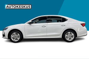 SKODA OCTAVIA esikatselu 8