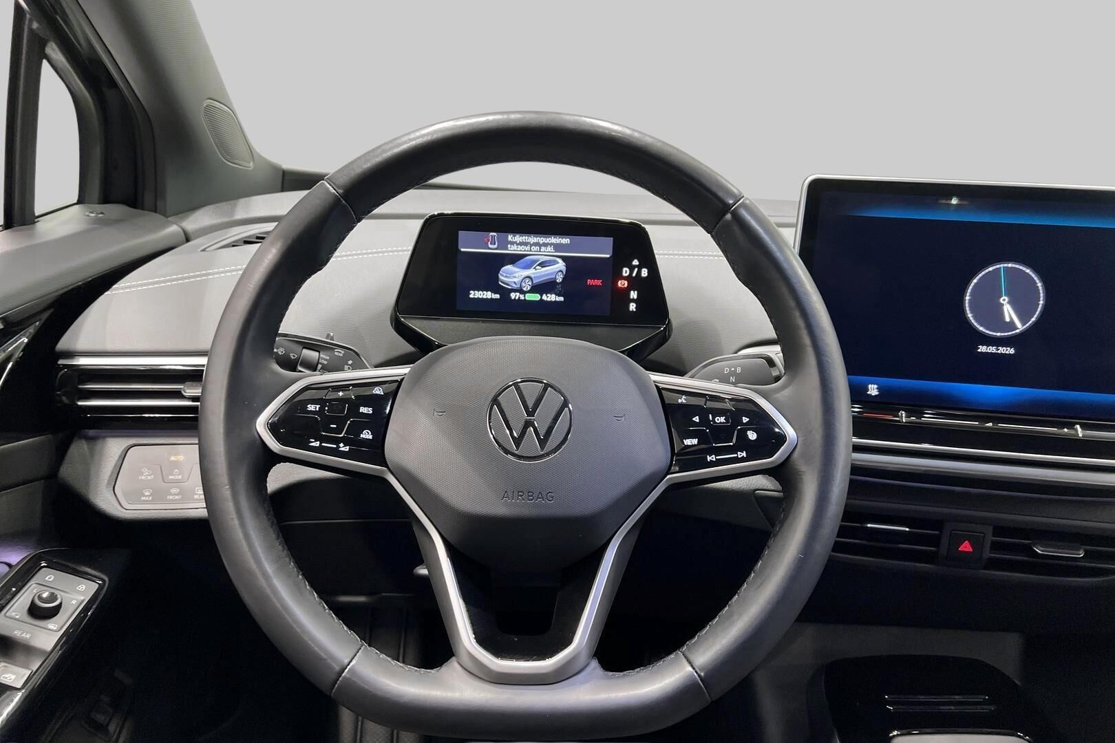VOLKSWAGEN ID.4 iso kuva 47