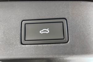 VOLKSWAGEN ID.4 esikatselu 39