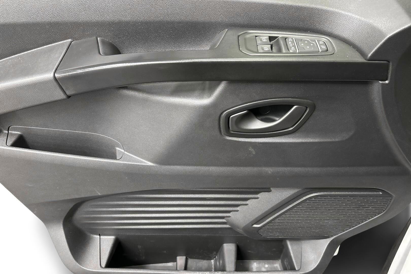 NISSAN PRIMASTAR iso kuva 18