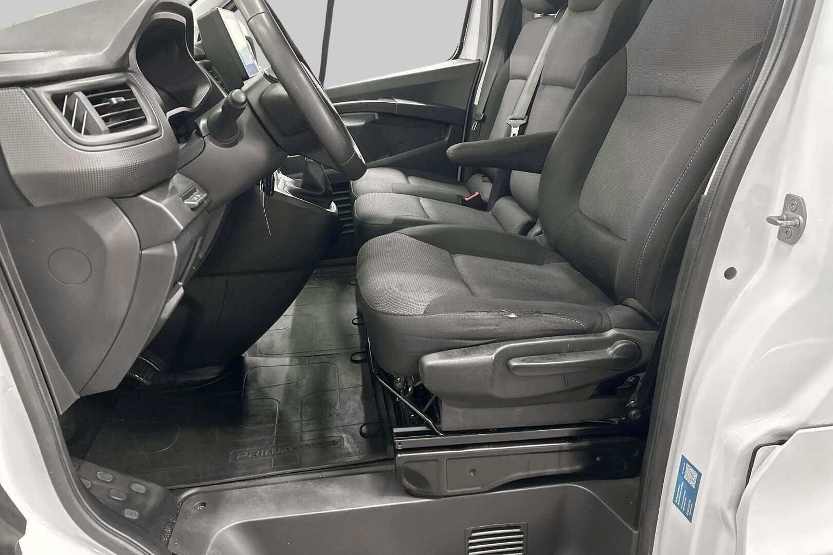 NISSAN PRIMASTAR iso kuva 7