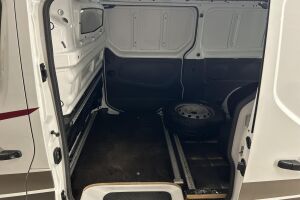 NISSAN PRIMASTAR esikatselu 9