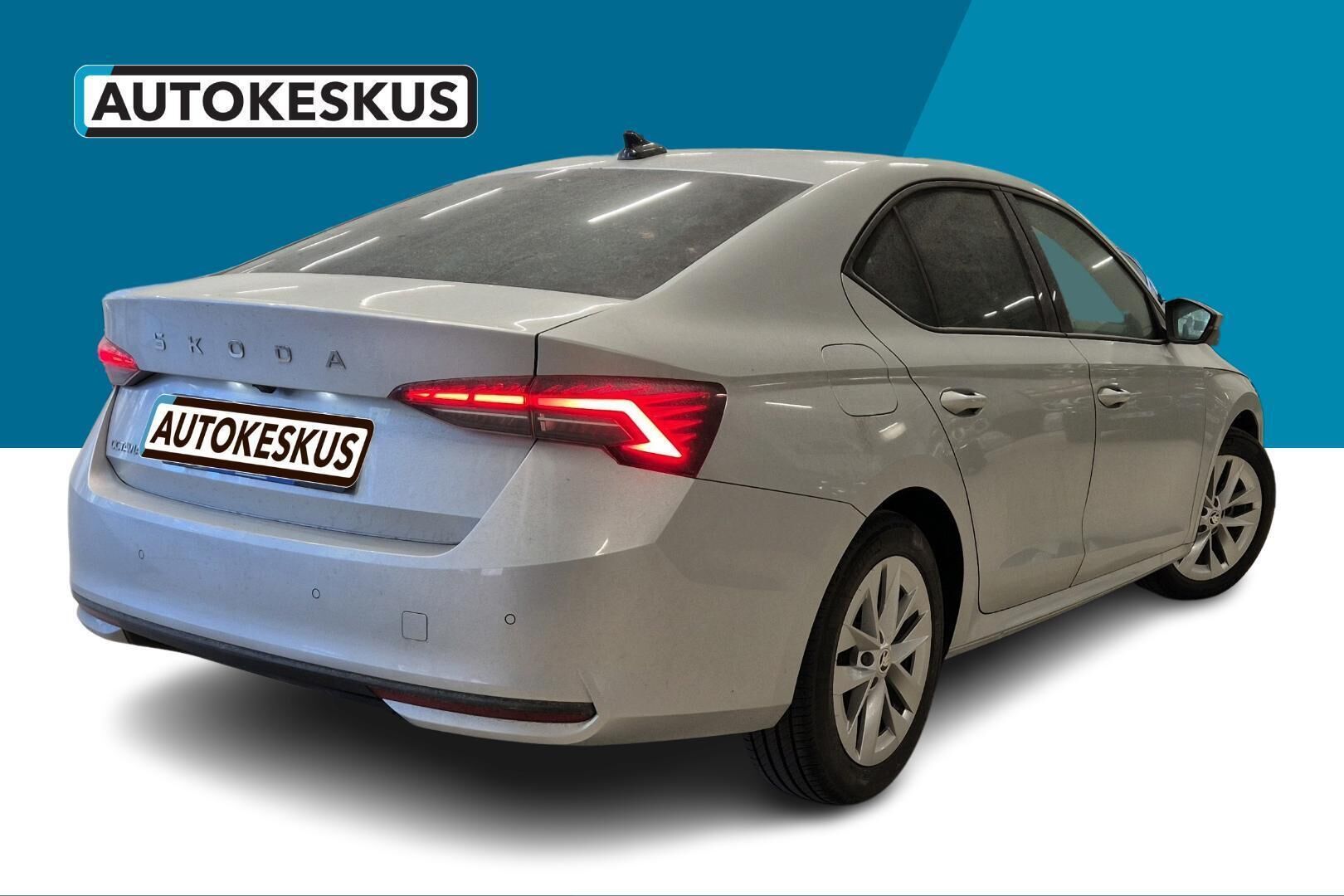 SKODA OCTAVIA iso kuva 3