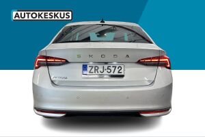 SKODA OCTAVIA esikatselu 14