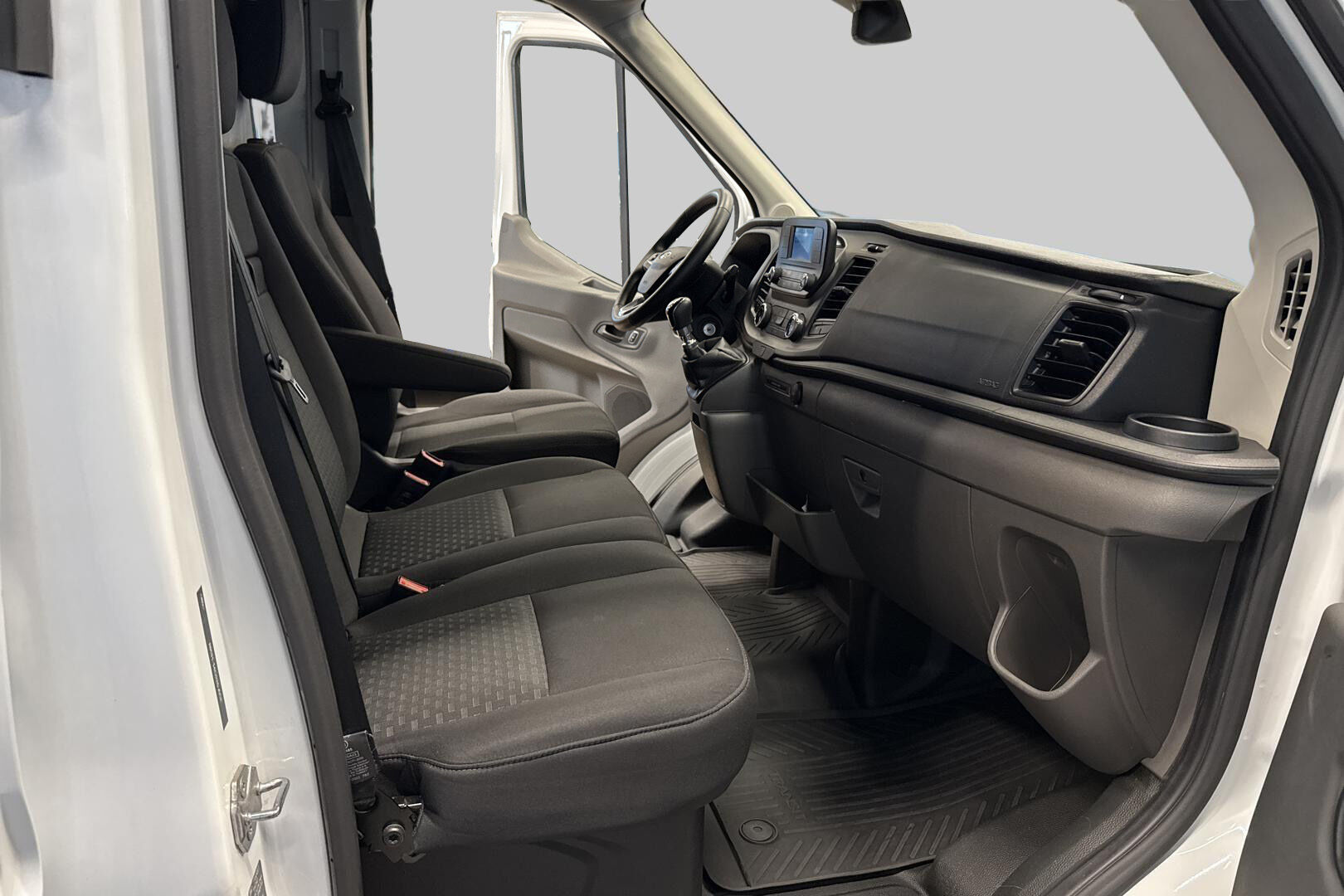 FORD TRANSIT iso kuva 15