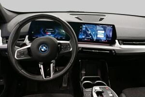 BMW IX1 esikatselu 1