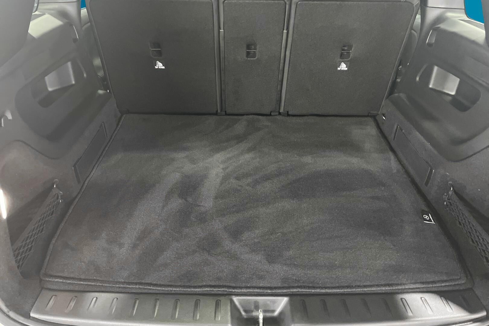 MERCEDES-BENZ EQB iso kuva 12