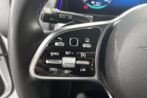 MERCEDES-BENZ EQB esikatselu 17