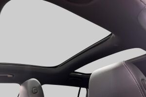 MERCEDES-BENZ EQB esikatselu 23