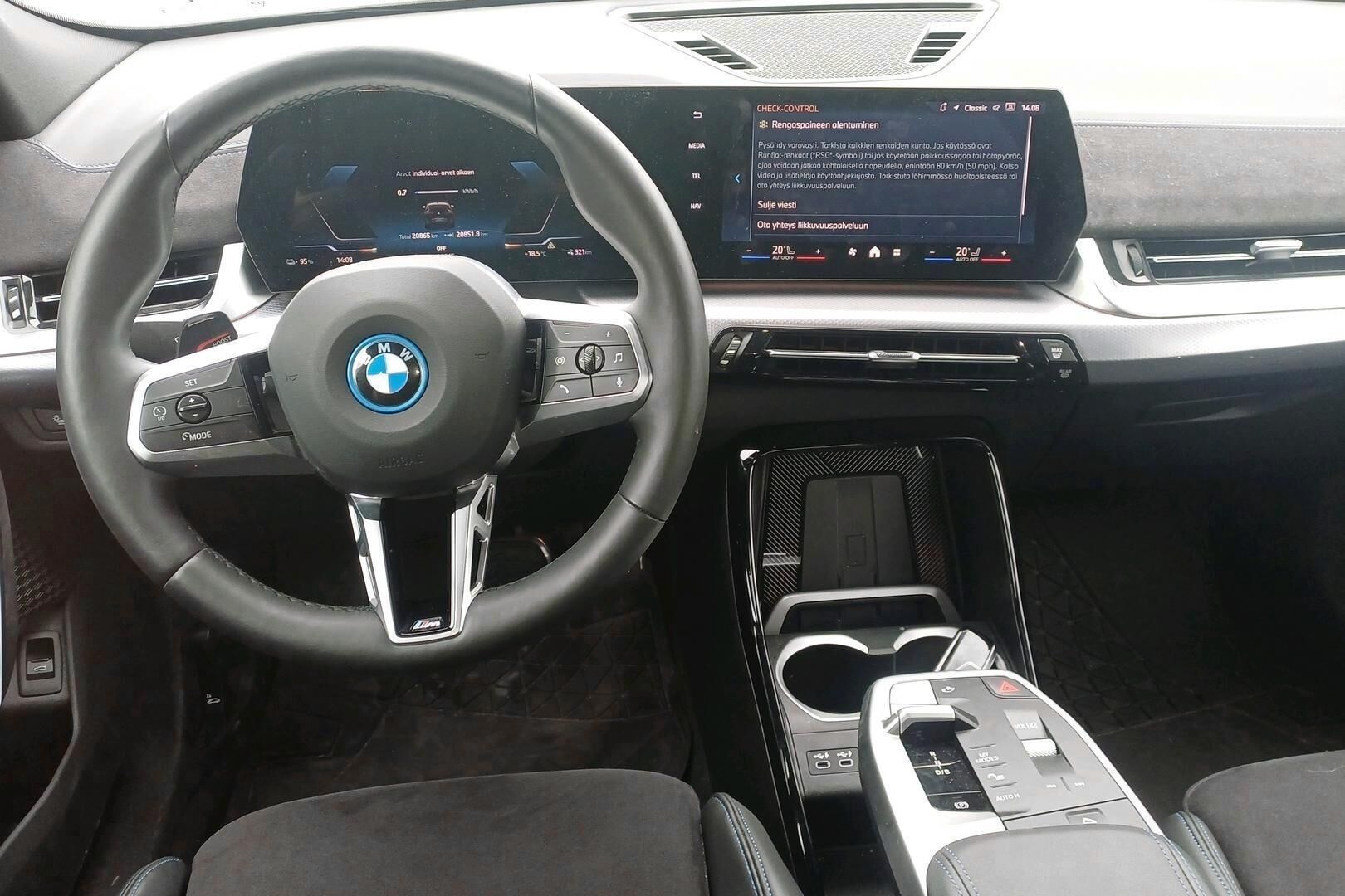 BMW IX2 iso kuva 1