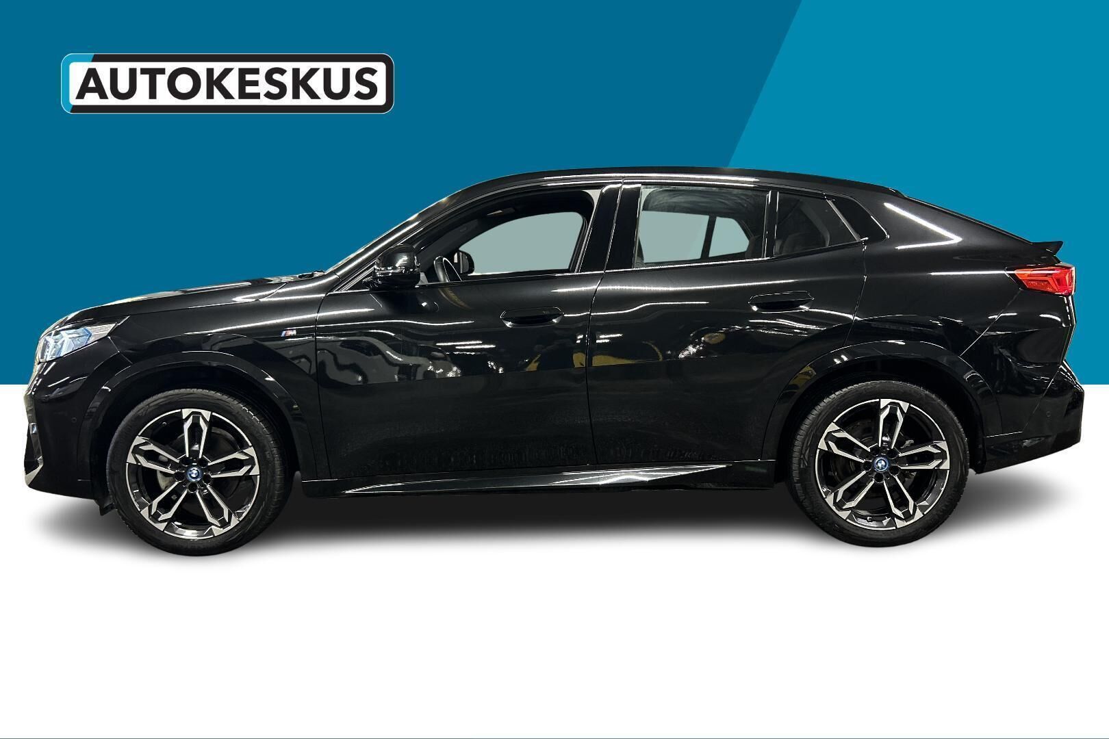 BMW IX2 iso kuva 7
