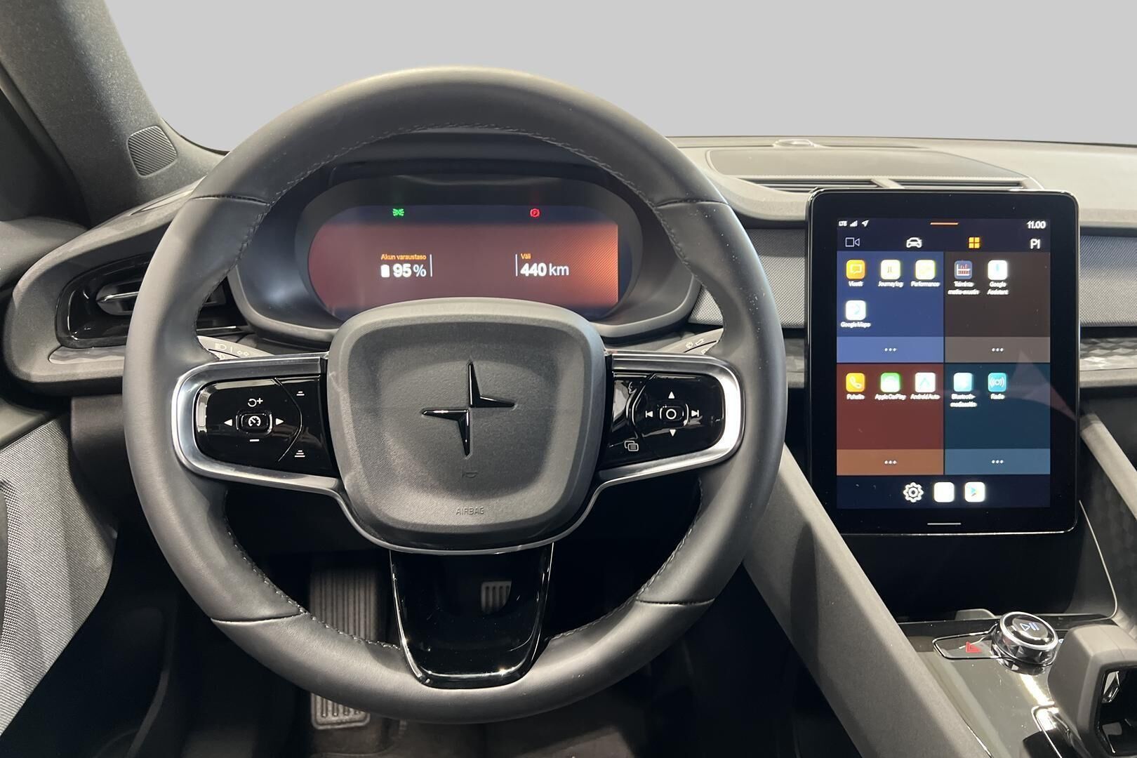 POLESTAR 2 iso kuva 19
