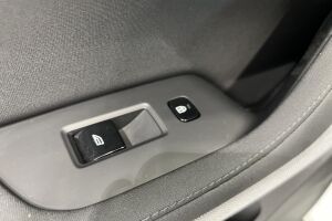 POLESTAR 2 esikatselu 36