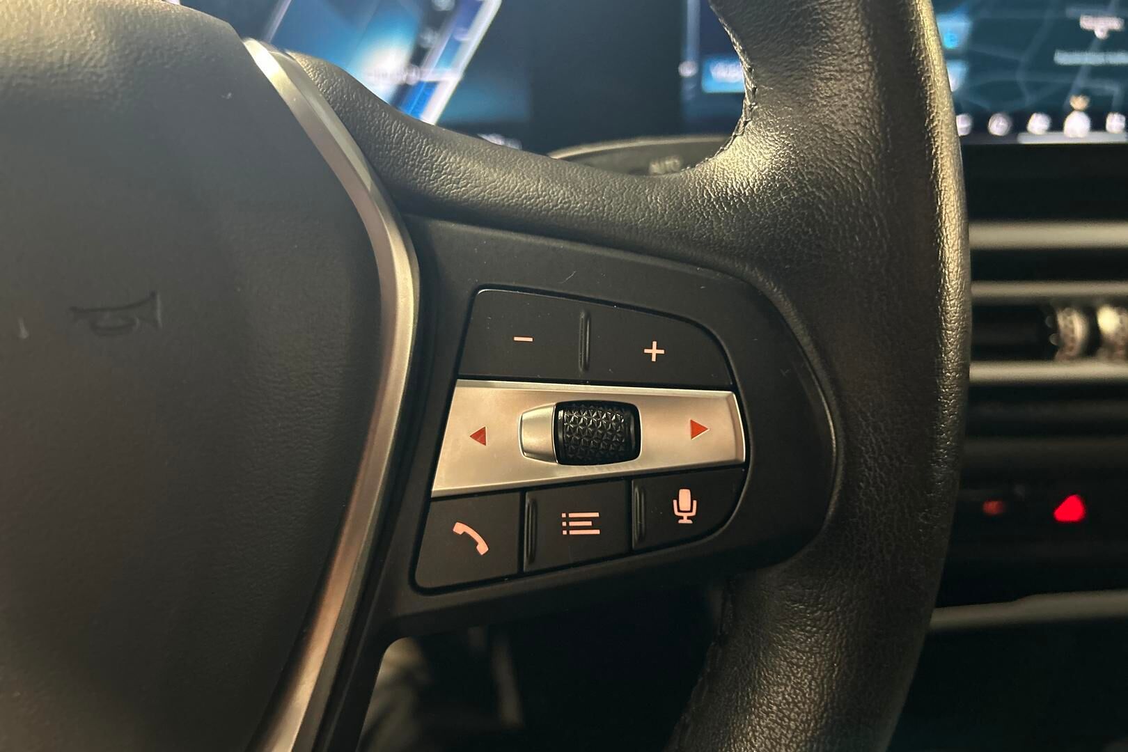 BMW I4 iso kuva 17